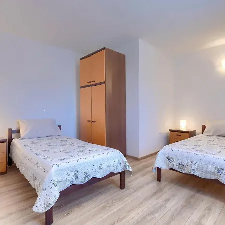 Casa vacanze Lancin By Interhome Divšići
